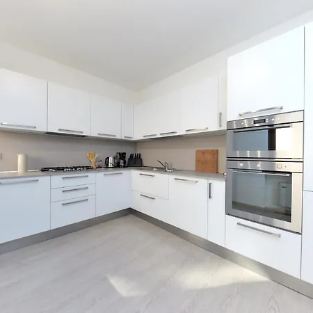 Front Casa Christina Casa de Férias